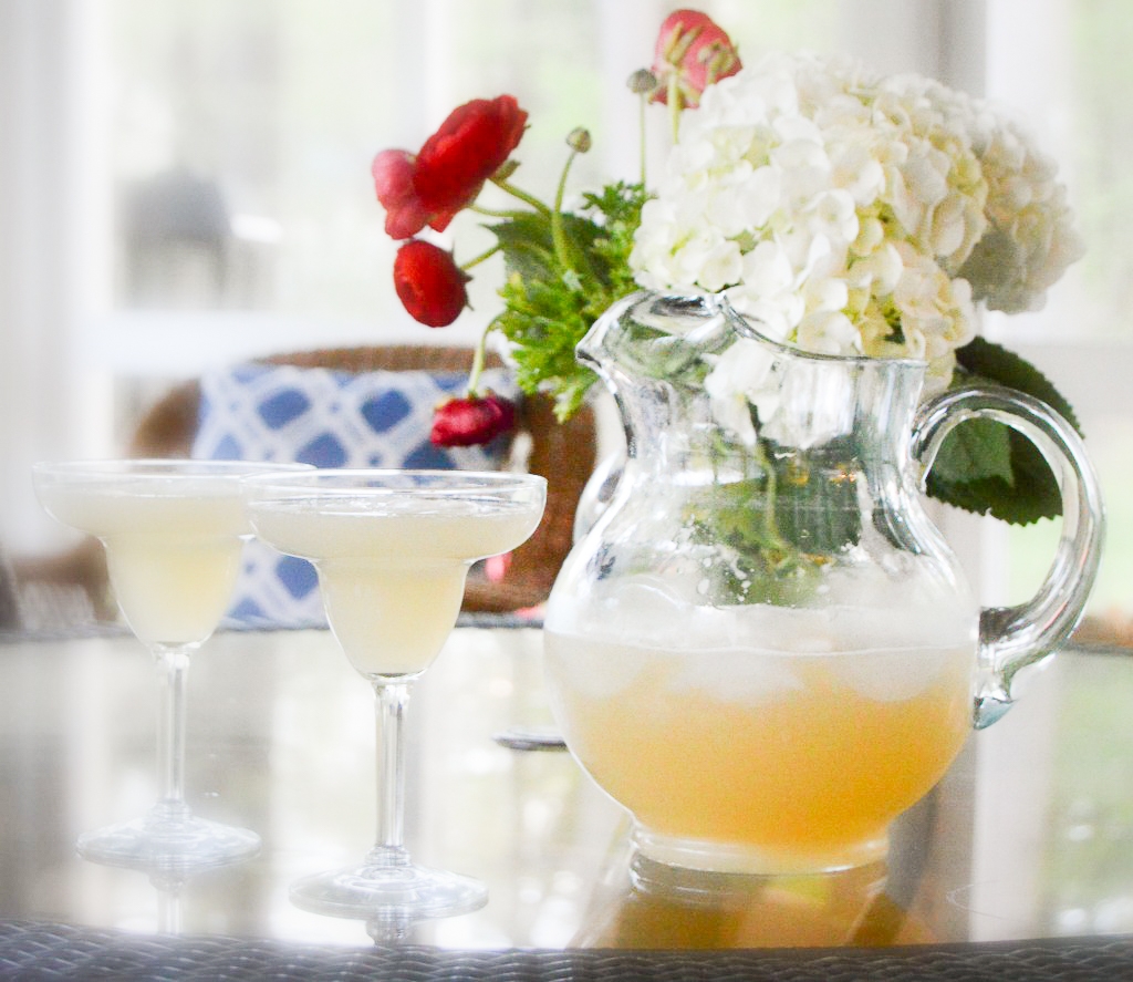 Quick and Easy Pitcher of Margaritas for a Party