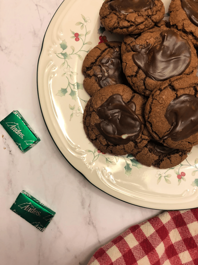 https://myfamilythyme.com/wp-content/uploads/2018/12/Chocolate-Mint-Cookies-2.png
