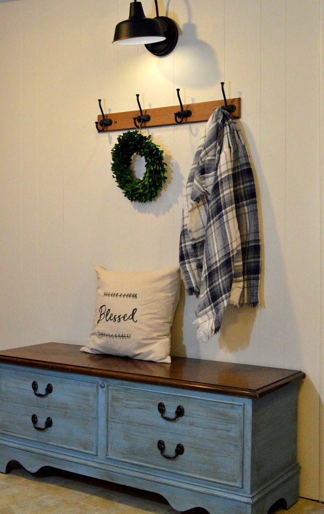 https://myfamilythyme.com/wp-content/uploads/2019/03/cedar-chest-makeover-1.jpg