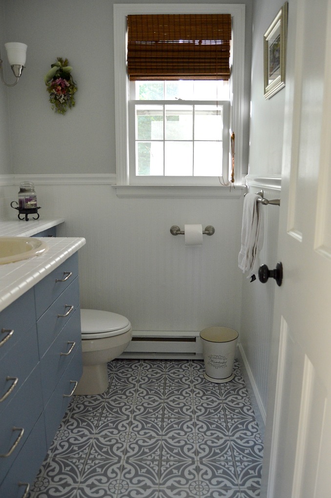 Give Your Bathroom a Fresh Look With Tile Stickers