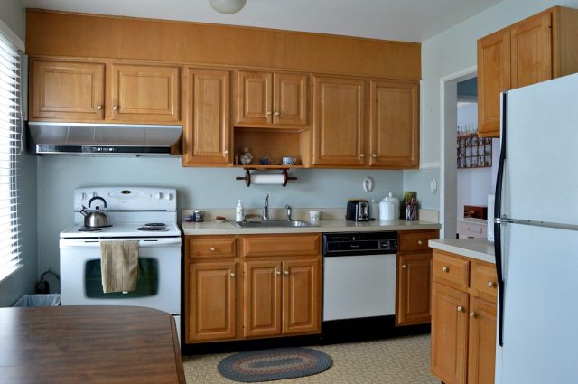 How to Paint Wood Kitchen Cabinets - My Family Thyme