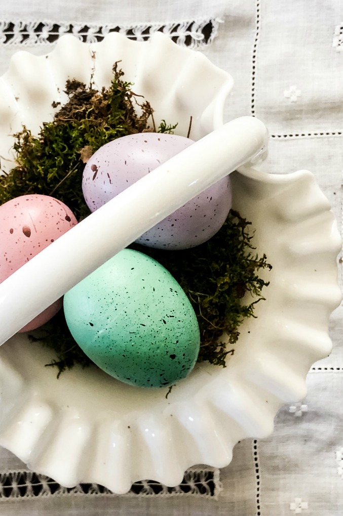 https://myfamilythyme.com/wp-content/uploads/2020/03/Easter-table-2.jpg