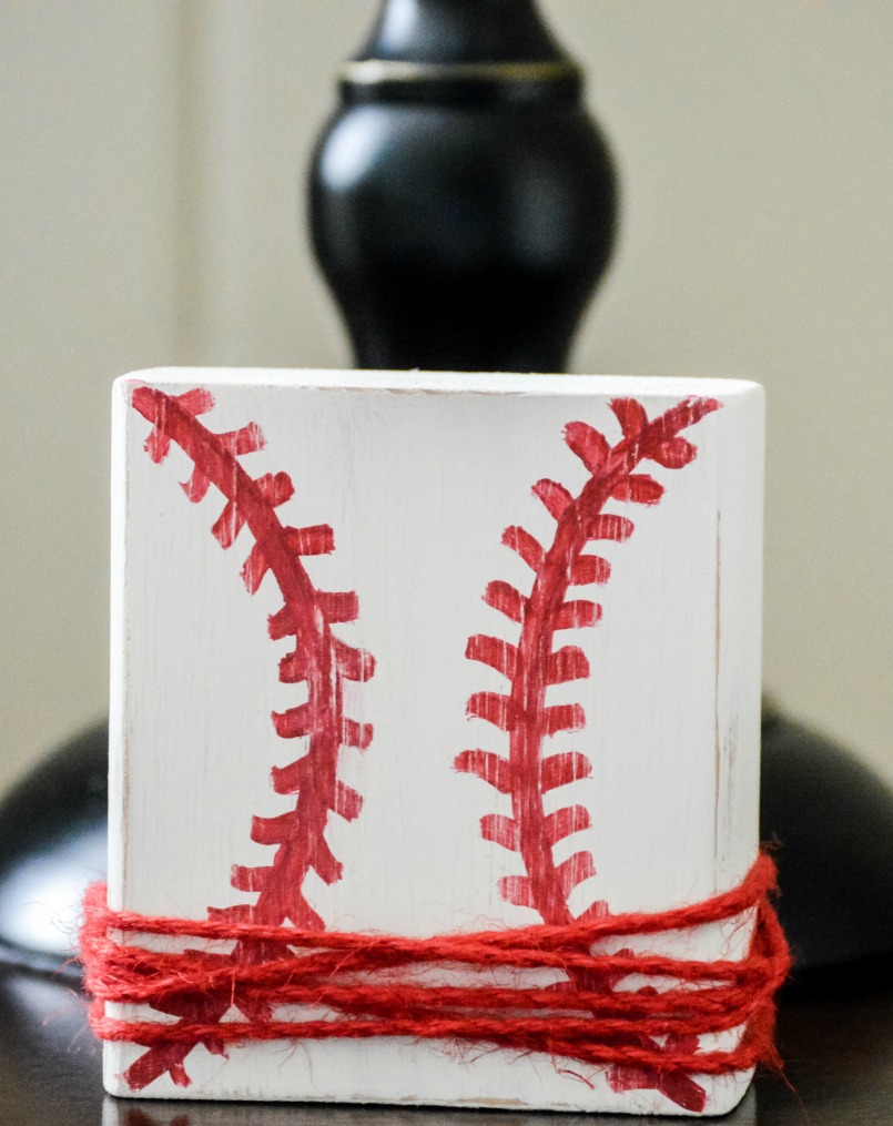 DIY Baseball Block Style Picture Holder