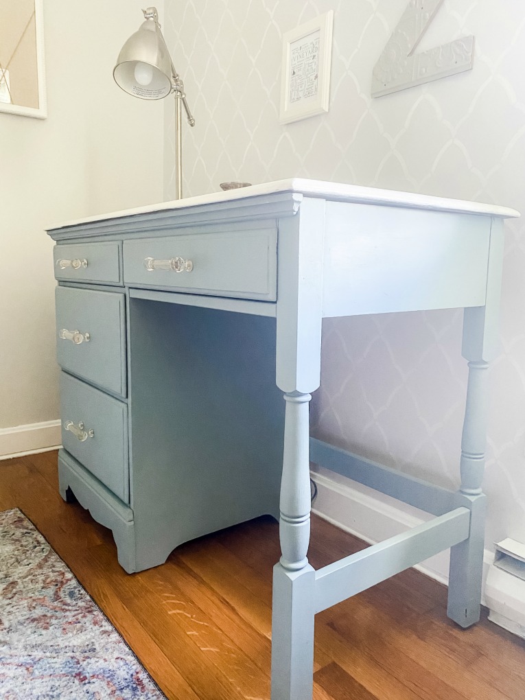 How to Update Furniture With Paint