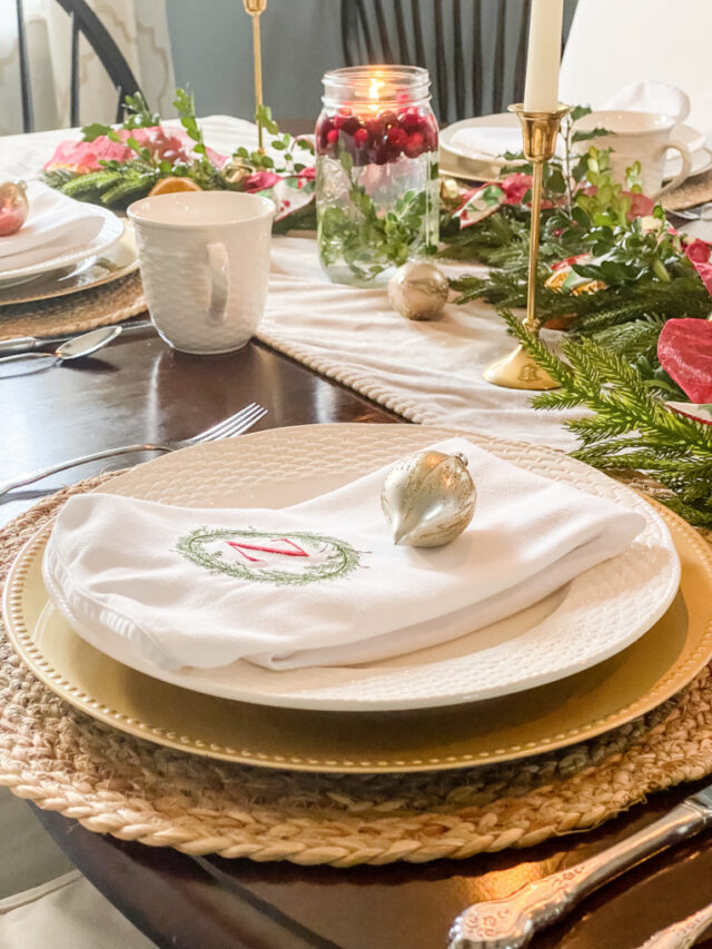 Decorate the Dining Room Table for Christmas - My Family Thyme