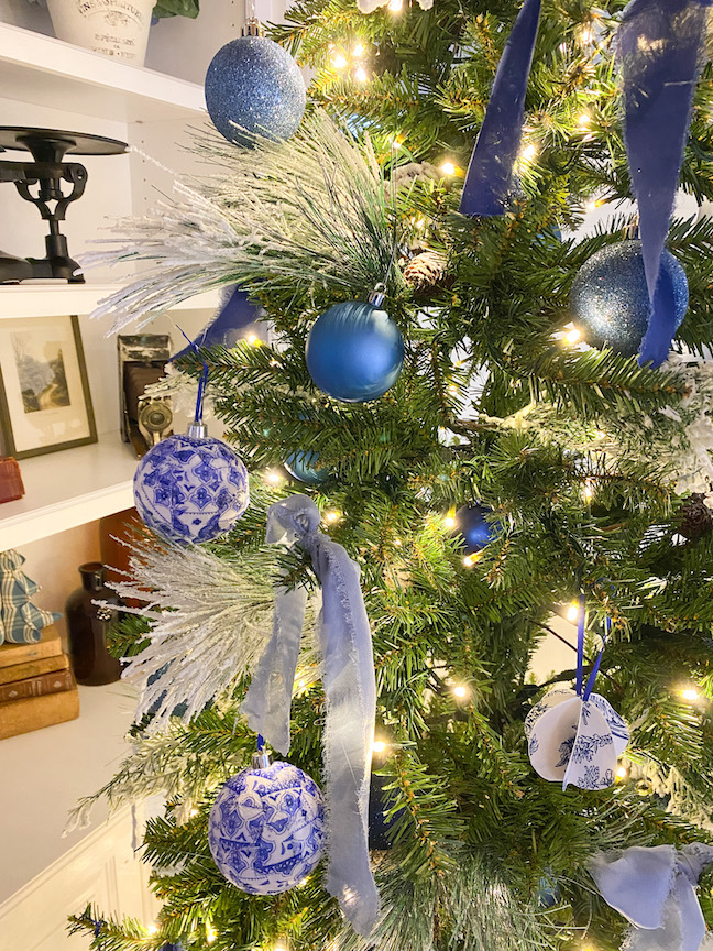 Tuesday Turn About #178 Christmas Decorating Ideas - My Family Thyme