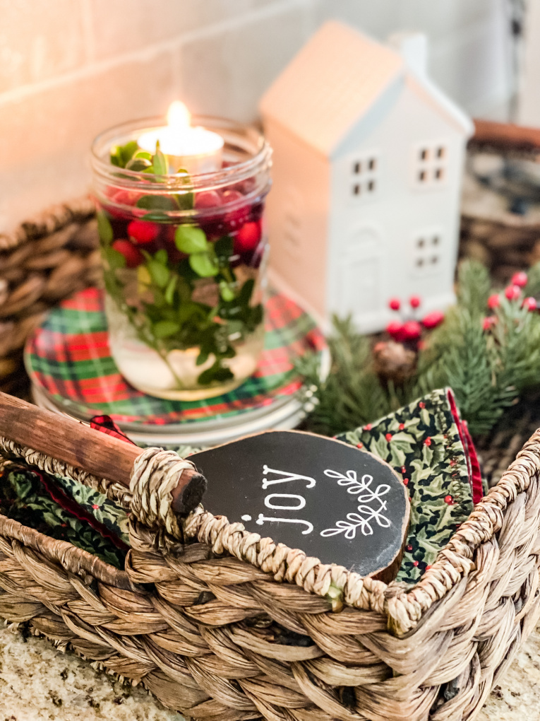 Ribbon Wrapped Christmas Ornament - My Family Thyme